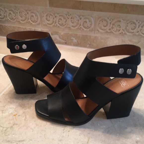 Franco Sarto Shoes - Franco Sarto "Isabella"